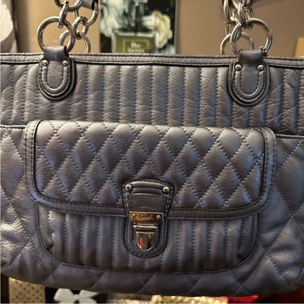 Coach Silver Platinum Quilted Leather Purse Shopper Tote Shoulder Bag EUC - Picture 10 of 15